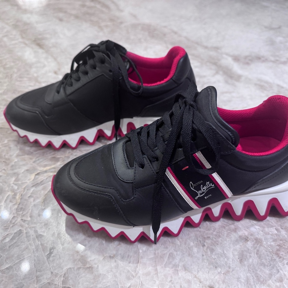 Nano Sharks Red Soles